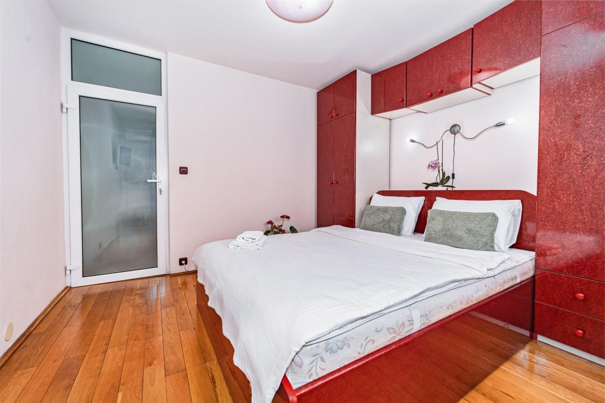 Arad Central Joy - Mihaela Apartment Buitenkant foto